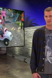 Tosh.0 – S01E13 – Crying Giants Fan