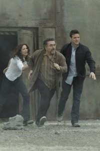 Warehouse 13 – S02E01 – Time Will Tell