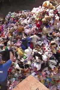 Hoarders – S04E01 – Phyllis/Janet