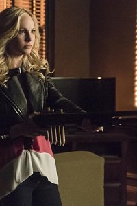 The Vampire Diaries – S06E17 – A Bird in a Gilded Cage