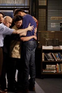 Community – S06E13 – Emotional Consequences of Broadcast Television