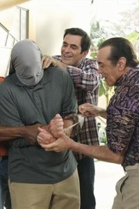 Modern Family – S04E01 – Bringing Up Baby