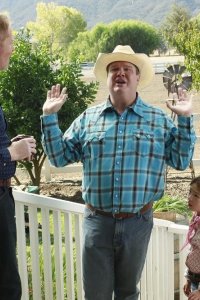 Modern Family – S05E08 – ClosetCon ’13