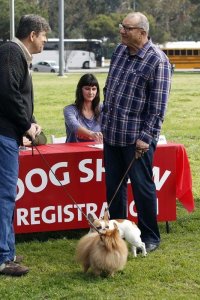 Modern Family – S05E21 – Sleeper