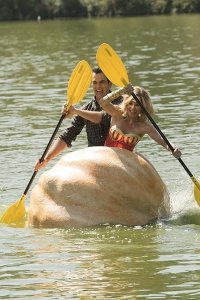 Modern Family – S09E05 – It’s the Great Pumpkin, Phil Dunphy