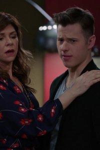 Modern Family – S10E19 – Yes-Woman