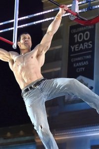 American Ninja Warrior – S09E11 – Cleveland City Finals