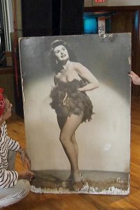 American Pickers – S22E07 – Brothers and Burlesque