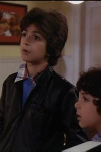Cagney & Lacey – S02E19 – Let Them Eat Pretzels