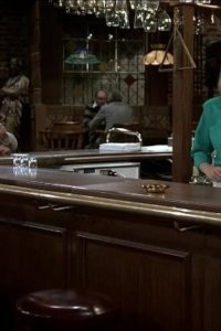 Cheers – S05E09 – Thanksgiving Orphans