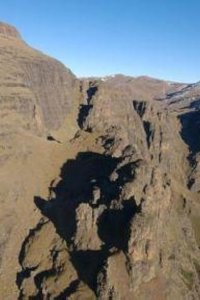 Nature – S27E07 – Drakensberg: Barrier of Spears