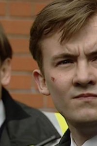 Casualty – S09E02 – First Impressions