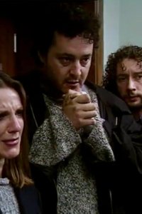 Casualty – S10E16 – Castles in the Air
