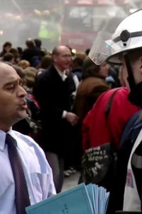 Casualty – S13E02 – Internal Inferno: Part Two