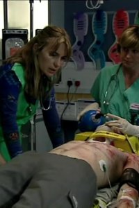 Casualty – S15E07 – Travelling Light