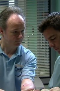 Casualty – S15E14 – Coming Clean
