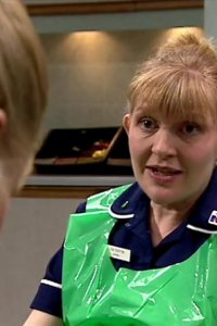 Casualty – S15E26 – Scent of the Roses