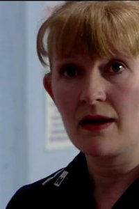 Casualty – S17E05 – What Little Girls Are Made Of
