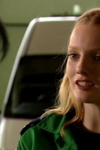 Casualty – S17E12 – Gimme Shelter