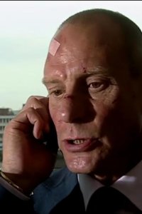Casualty – S17E19 – Sins of the Father