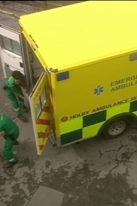 Casualty – S21E05 – Sons and Lovers