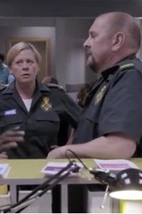 Casualty – S29E09 – Entrenched
