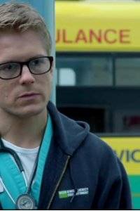 Casualty – S30E22 – Step Right Up