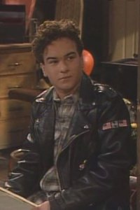 Roseanne – S04E18 – This Old House