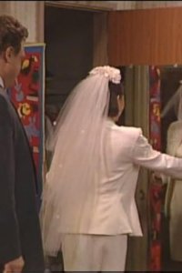 Roseanne – S06E25 – Altar Egos