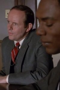 Law & Order – S01E22 – The Blue Wall