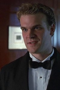 Law & Order – S10E07 – Patsy