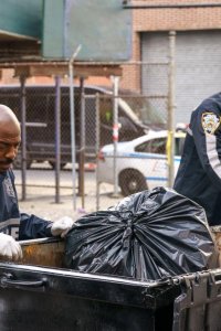 Law & Order – S22E20 – Class Retreat