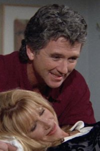 Step by Step – S04E13 – Can’t Buy Me Love