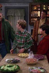 Step by Step – S05E11 – The Fight Before Christmas