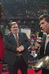 WWE Raw – S05E76 – Stone Cold Steve Austin vs. Kane
