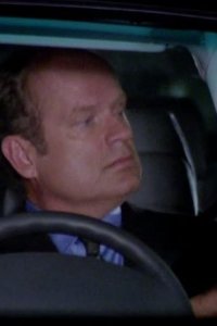 Frasier – S10E02 – Enemy at the Gate