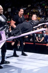 WWE Raw – S07E17 – Dark Wedding