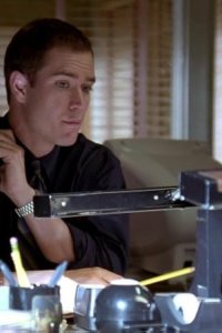 NYPD Blue – S10E03 – One in the Nuts