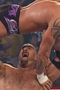 WWE Raw – S10E87 – Shocking the Balls