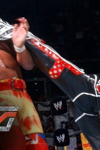WWE Raw – S13E27 – Shawn Michaels turns on Hulk Hogan