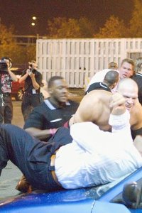 WWE Raw – S13E47 – London, Cena, Trish & Candice!