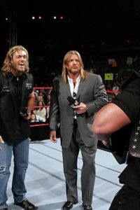 WWE Raw – S13E66 – WrestleMania 22 Fallout