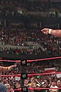 WWE Raw – S13E82 – Trish Is Definitely Here!