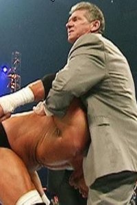 WWE Raw – S13E84 – Triple H takes a savage beatdown