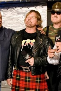 WWE Raw – S13E96 – Countdown to Cyber Sunday 2006