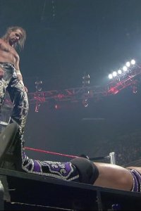WWE Raw – S16E45 – Last Man Standing