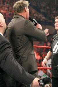 WWE Raw – S17E45 – Ricky Hatton is here