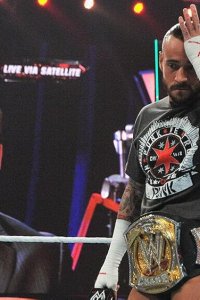 WWE Raw – S19E64 – Chris Jericho got extra personal with CM Punk