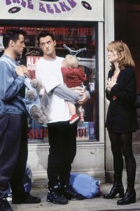 Friends – S02E06 – The One with the Baby on the Bus