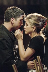Friends – S02E07 – The One Where Ross Finds Out